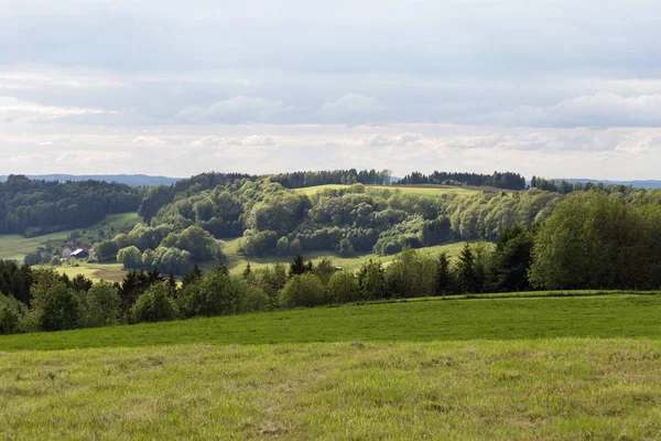 Grüne Landschaft Frühling Auf Dem Süddeutschen Land Der Nähe Von — Stockfoto