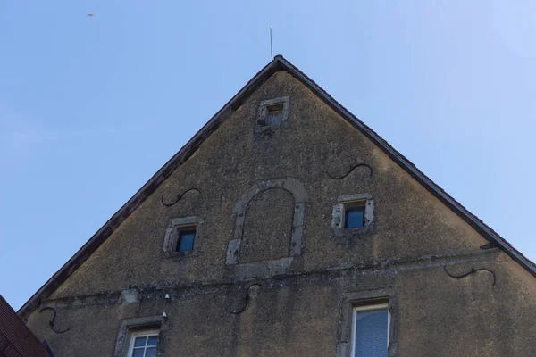 Mycket Solig Dag Juni Södra Tyskland Landsbygden Hus Och Fasader — Stockfoto