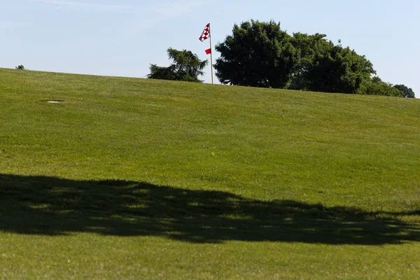 Velmi Slunečného Dne Červnu Jižním Německu Uvidíte Pole Golf Zelené — Stock fotografie