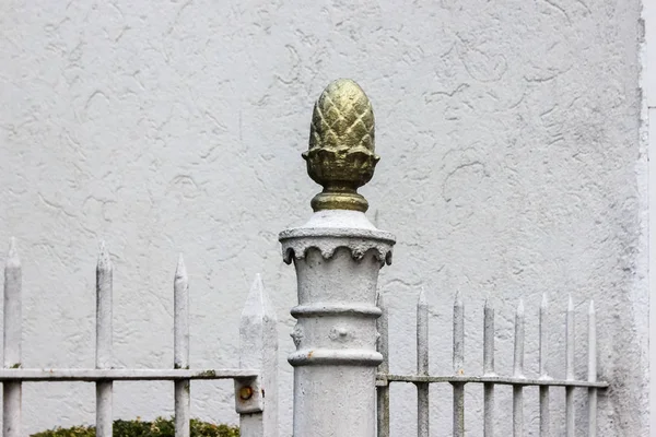 Façades Anciennes Avec Portes Fenêtres Ornements Sur Les Bâtiments Une — Photo