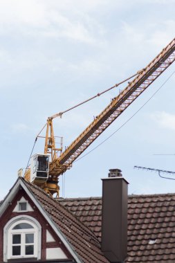 bir Güney Alman şehir ahşap çerçeve ve bahar bir pazarda, renkli kuşlar gibi ayrıntıları