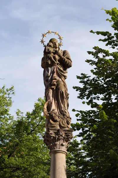 Einer Historischen Stadt Süddeutschland Fassaden Und Statuen Sowie Detailreiche Ornamente — Stockfoto