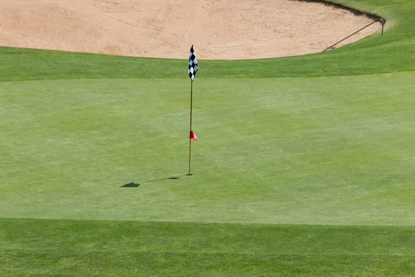 Çok Güneşli Bir Güney Almanya Golf Çim Yeşil Gördüğünüz Bayrak — Stok fotoğraf