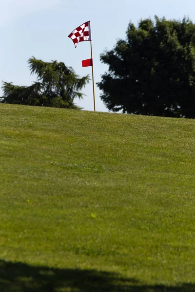 Mycket Solig Dag Juni Södra Tyskland Golf Fält Med Grön — Stockfoto