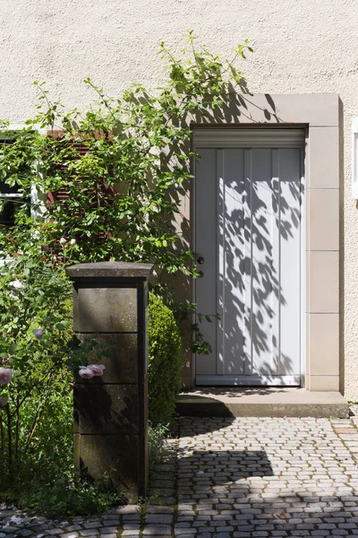 Día Muy Soleado Junio Sur Alemania Ven Casas Rurales Fachadas — Foto de Stock