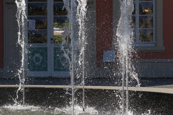 Día Muy Soleado Junio Sur Alemania Ven Perlas Agua Brillante — Foto de Stock