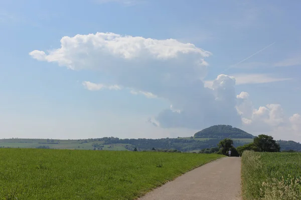 Día Muy Soleado Junio Sur Alemania Ven Nubes Cúmulos Verano —  Fotos de Stock