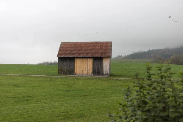 Krajina Viditelný Horizont Mlhavé Den Listopadu Indickými Podzimních Barvách Krajině — Stock fotografie