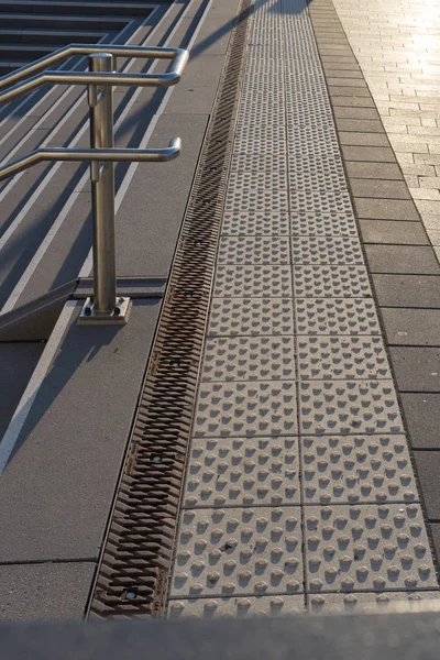 bir Ağustos sabahı trainstation stuttgart yakınındaki Güney Almanya'da, merdiven