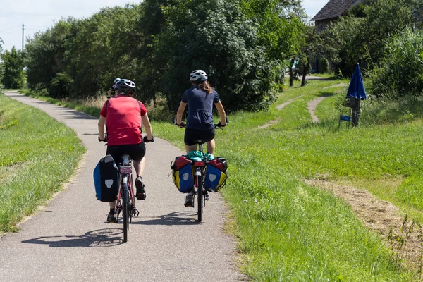 Cyclistes Par Une Journée Ensoleillée Été Dans Campagne Sud Allemande — Photo