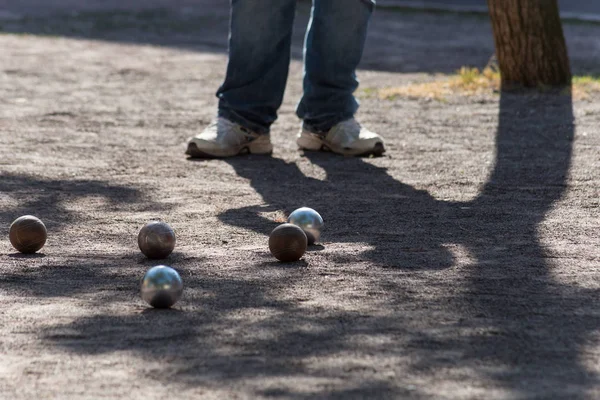 Persone Che Giocano Con Palle Metalliche Nel Sud Della Germania — Foto Stock