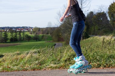 açık egzersiz bikeway sonbaharda Güney Almanya kırsalında