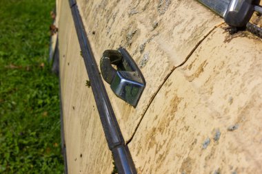 eski yıpranmış Alman ünlü marka araba stuttgart 2 yakın Güney Almanya alanı, yeşil çim