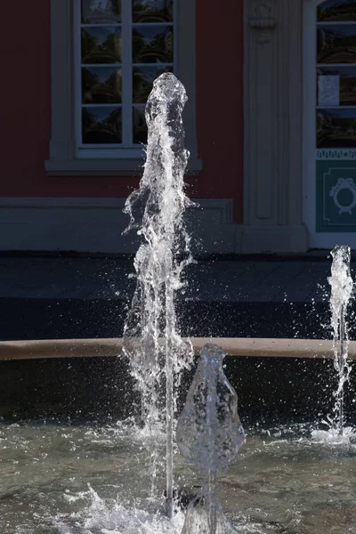 Día Muy Soleado Junio Sur Alemania Ven Perlas Agua Brillante — Foto de Stock