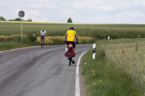 Lidé Cyklistika Kaiserstrasse Cestou Německo — Stock fotografie