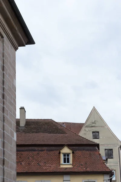 Historisk Stad Bayern Södra Tyskland Sommaren Ser Gamla Churche Byggnader — Stockfoto