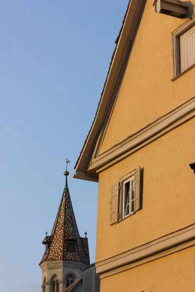 Fachadas Edifícios Detalhes Arquitetônicos Uma Tarde Ensolarada Verão Sul Alemanha — Fotografia de Stock