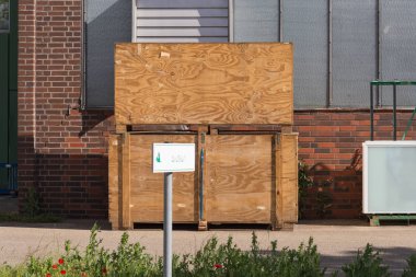 Fabrika araçları dışında duvar lojistik Atölyesi