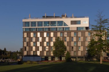 modern otel cephe sabah stuttgart yakınındaki Güney Almanya'da ışık