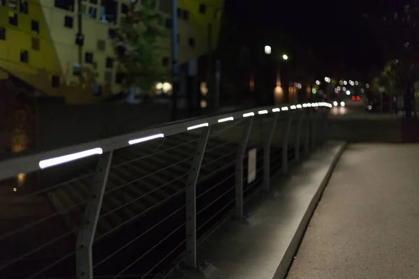 Gångbron Natten Södra Tysk Stad Nära Stuttgart Med Led Lampor — Stockfoto