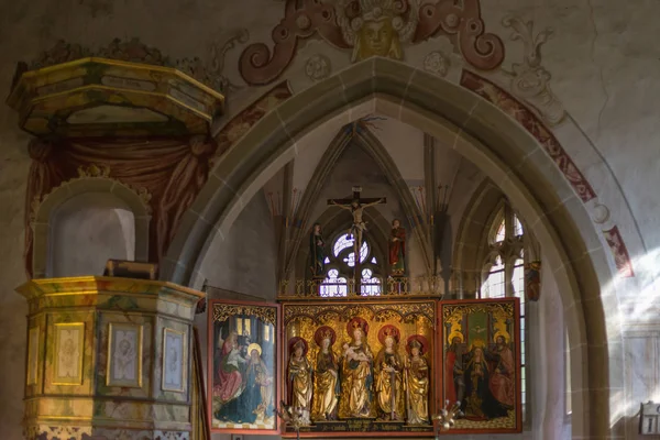 Una Ciudad Histórica Sur Alemania Otoño Una Capilla Con Adornos —  Fotos de Stock