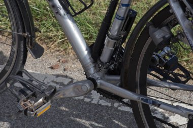 Eski motor bizim kırsalında, görünümü Kapat