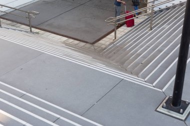 Güney Almanya sabah saat çalışmak için giden insanlar.