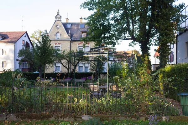 Zäune Und Pavillon Der Historischen Stadt Süddeutschland Herbstmonat September Abends — Stockfoto
