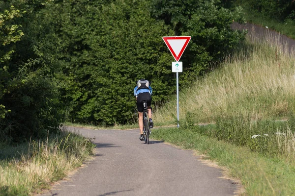 Велосипедистів Які Здійснюють Байкуей Влітку Липня День Південній Німеччині Сільських — стокове фото