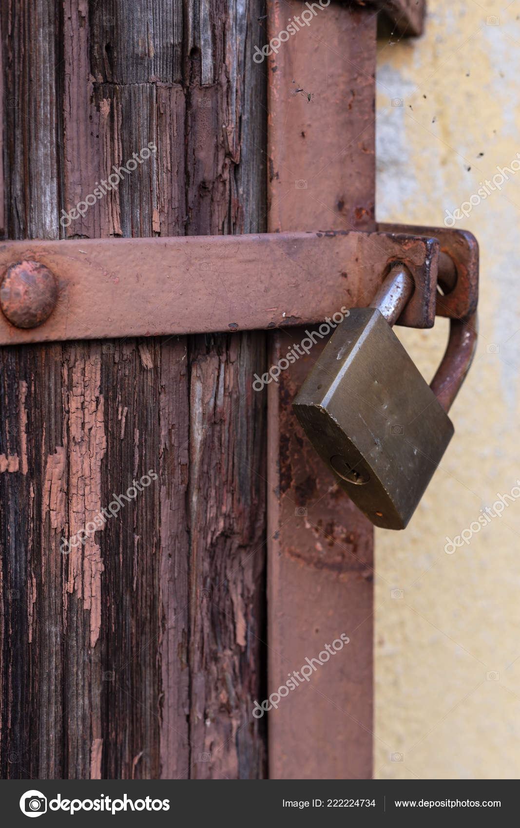 Safety Lock Vintage Door Bar Historical City Backyard Area