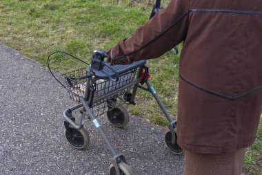 rollator bikeway Paskalya bahar Güney Almanya tatil, Tarih ile üst düzey Bayan