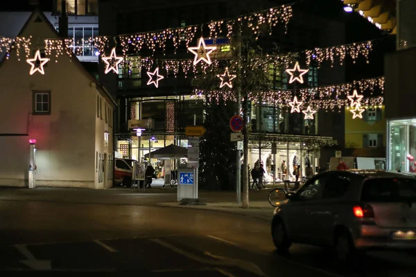 Centro Comercial Navidad Con Tráfico Carretera Ocupada Diciembre Sur Alemania — Foto de Stock