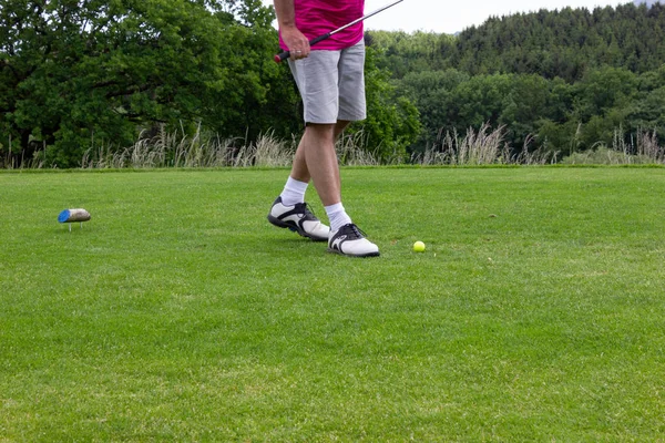 Man Plays Golf Green Lawn Springtime South Germany — Stock Photo, Image