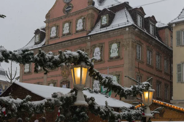 Queda Neve Mercado Natal Dezembro Advento Uma Cidade Histórica Alemanha — Fotografia de Stock