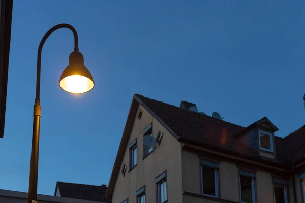 Farola Cielo Atardecer Hora Azul Noche Vacaciones Primavera Sur Alemania — Foto de Stock