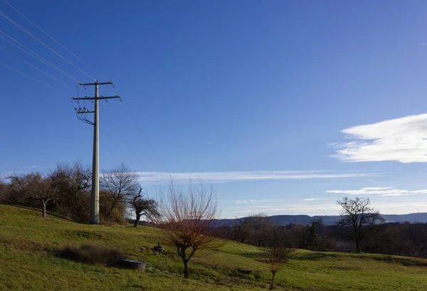 Powerpole Dezembro Céu Azul Sul Alemanha Inverno Perto Cidade Munique — Fotografia de Stock