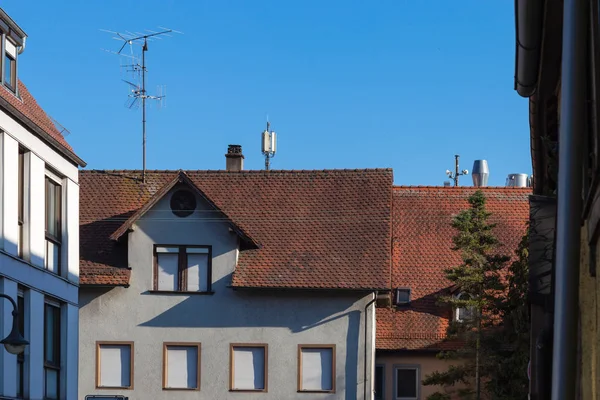 Miasto Elewacje Dachy Anteny Komina Wiosenny Wieczór Południowych Niemczech — Zdjęcie stockowe