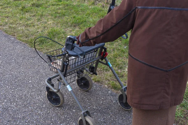 Rollator Bikeway Húsvéti Tavasszal Déli Németország Nyaralás Vezető Hölgy — Stock Fotó