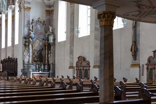 Decoración Interior Del Altar Iglesia Estilo Renacentista Barroco Ciudad Histórica — Foto de Stock