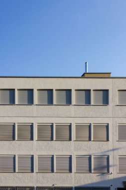 Cephe bahar güneşli akşamı stuttgart yakınındaki Güney Almanya'da Alman bauhaus mimari ofis