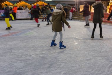 Artistik Patinaj januar kış öğleden sonra pazarda Güney Almanya tarihi