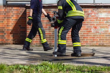 İtfaiye eylem Güney Almanya kırsal kesimde.