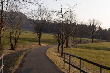 erken ilkbahar günbatımı manzara Güney Almanya'da kırsal kırsal