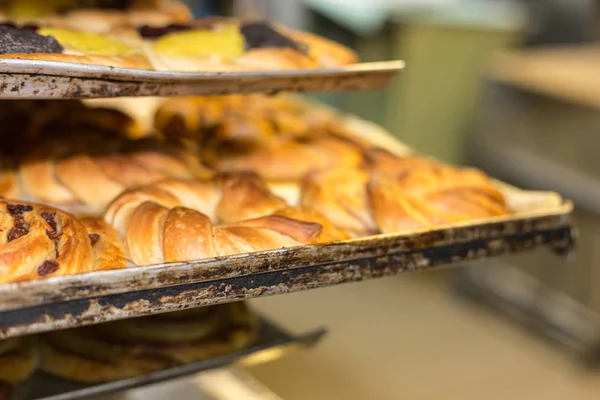 Pâtisseries Pain Dans Four Aux Couleurs Dorées Délicieuses Dans Une — Photo