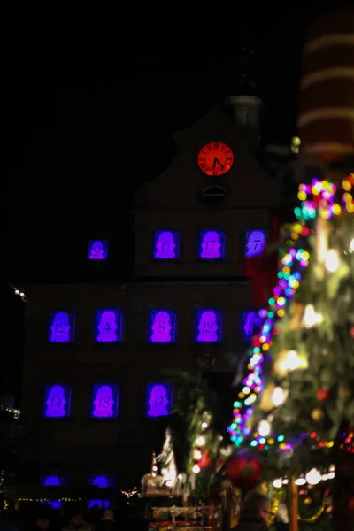 Navidad Llevó Luces Neón Estrellas Árboles Navidad Mercado Histórico Ciudad — Foto de Stock