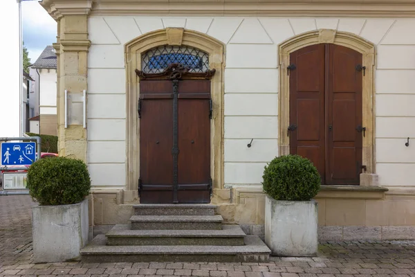 Historiska Staden Fasader Södra Tyskland Östra Våren Blå Himmel Solig — Stockfoto