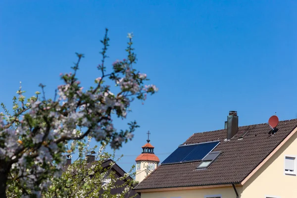 Solární Panel Střeše Venkovské Vesnice Krajině Jižní Německo Jarní Slunečný — Stock fotografie
