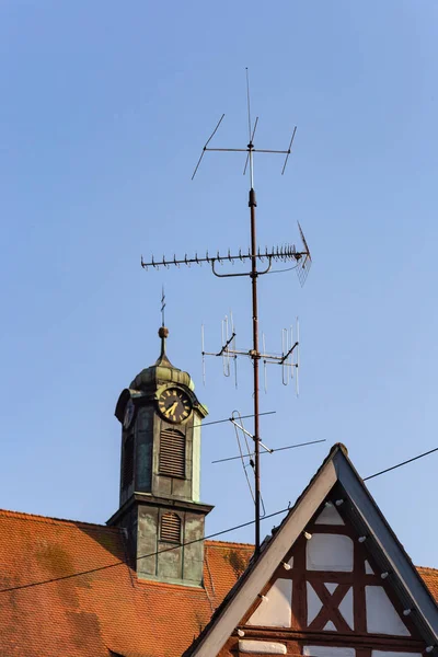 Antennen Und Dächer Historischer Gebäude Einem Sonnigen Frühlingsfest Süddeutschland — Stockfoto