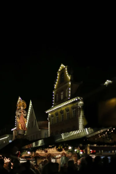 Navidad Llevó Luces Neón Estrellas Árboles Navidad Mercado Histórico Ciudad — Foto de Stock