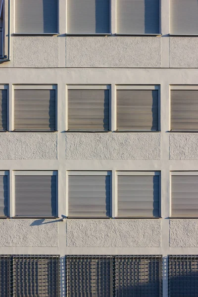 Німецький Bauhaus Архітектури Офісної Будівлі Фасадом Весняних Сонячний Вечір Південній — стокове фото